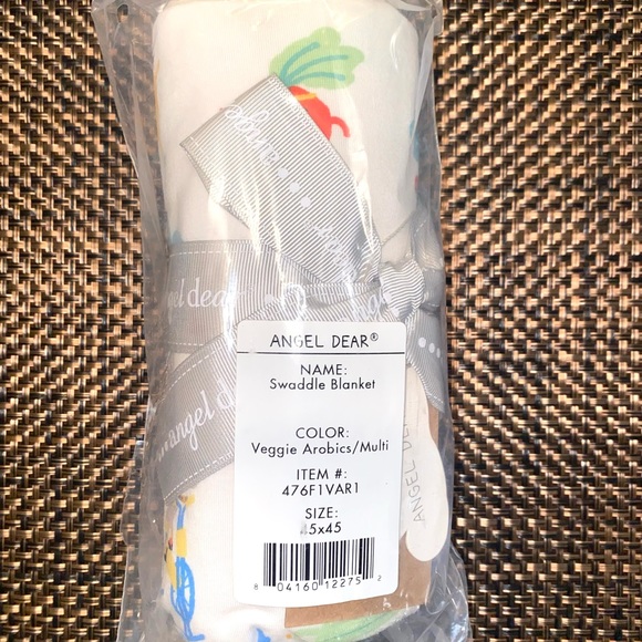 NIB Angel Dear swaddle - Picture 13 of 13